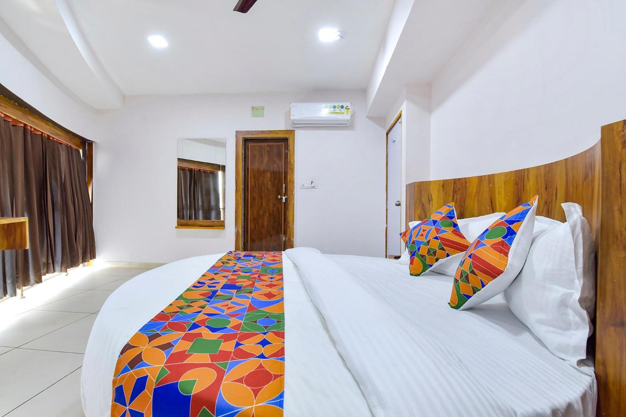 Fabhotel Star Ахмедабад Екстер'єр фото