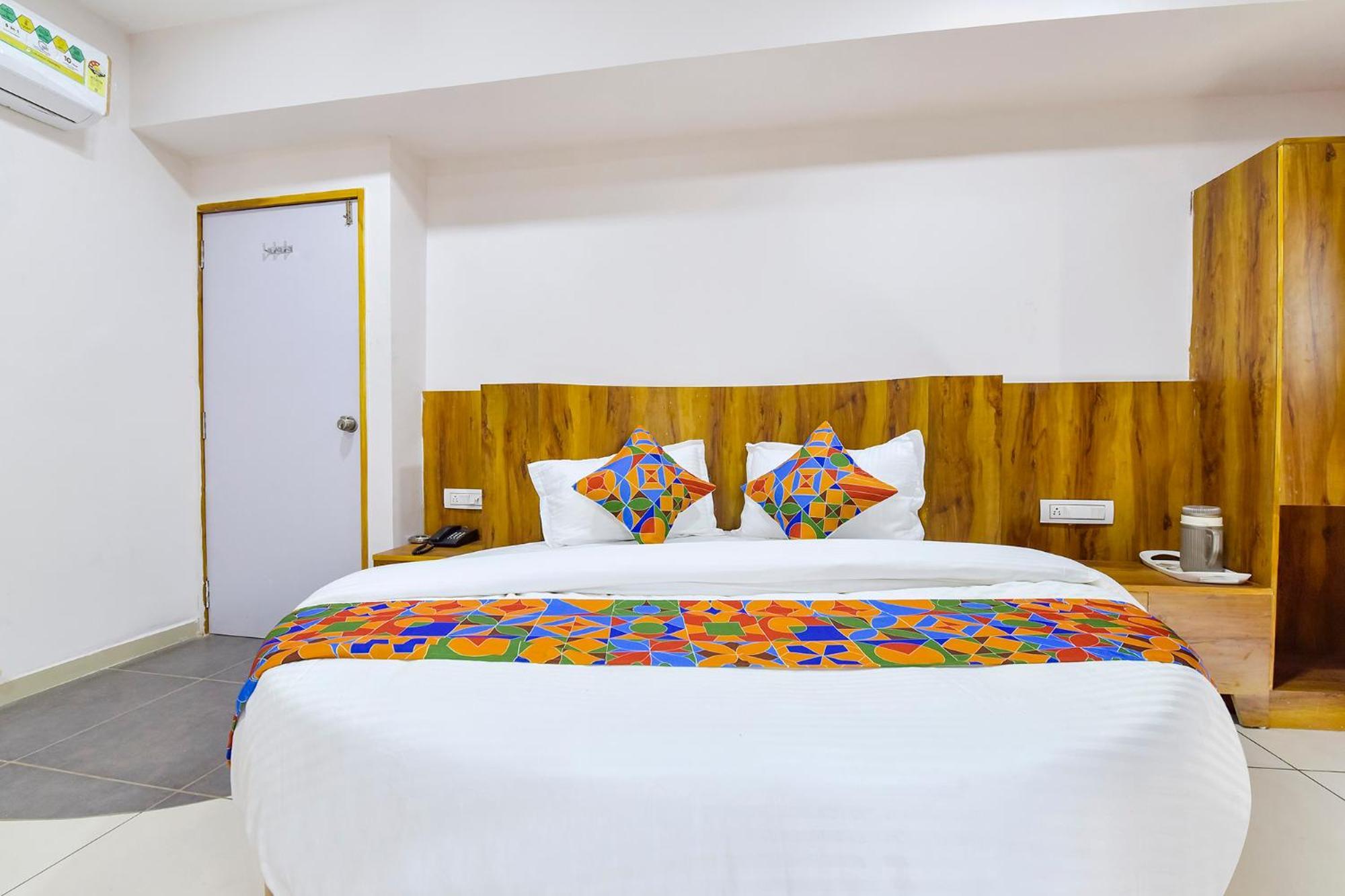 Fabhotel Star Ахмедабад Екстер'єр фото