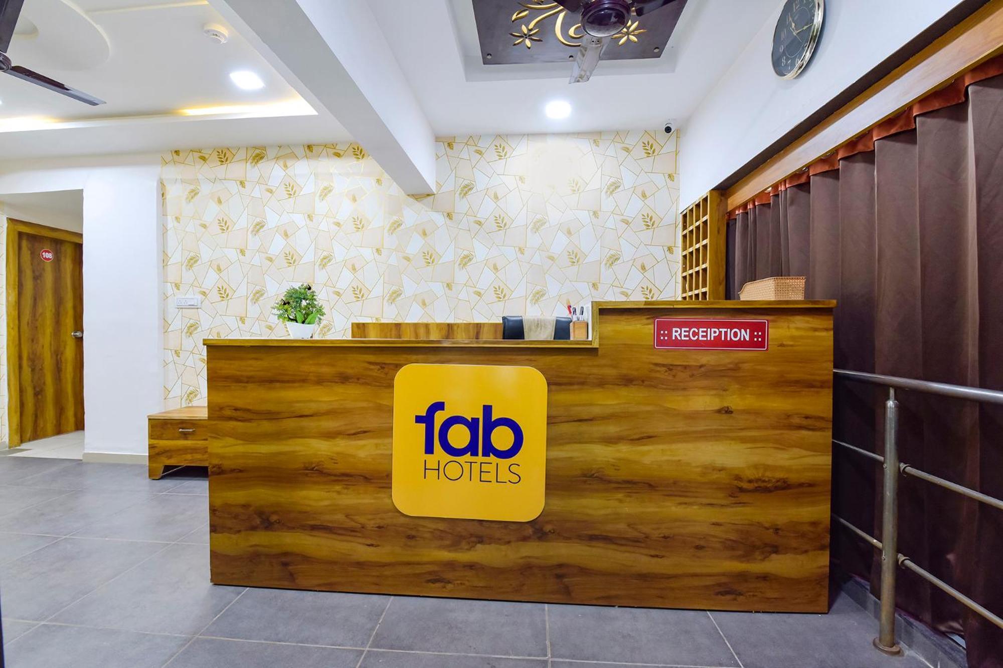 Fabhotel Star Ахмедабад Екстер'єр фото
