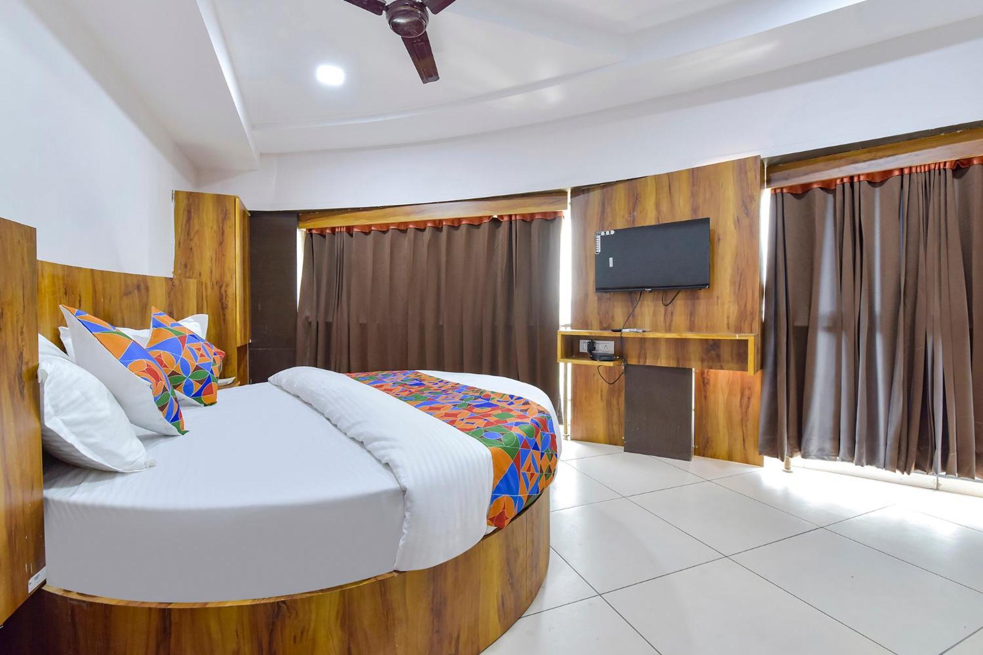 Fabhotel Star Ахмедабад Екстер'єр фото